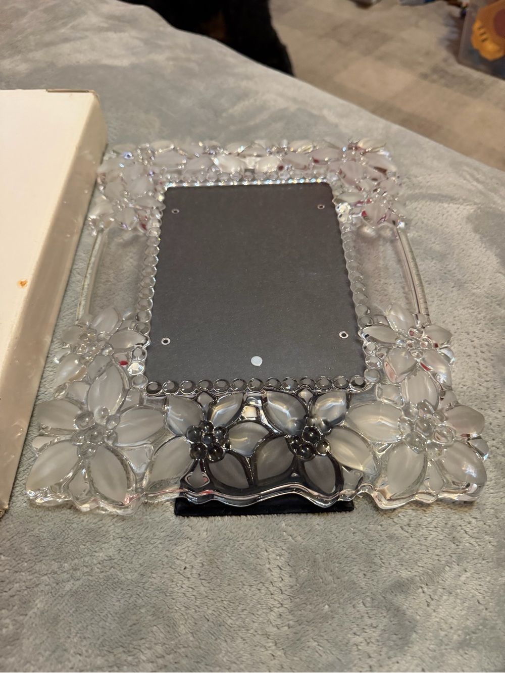 Vintage Mikasa Floral Bouquet 5x7 Glass Crystal Photo Frame Frosted Flowers
